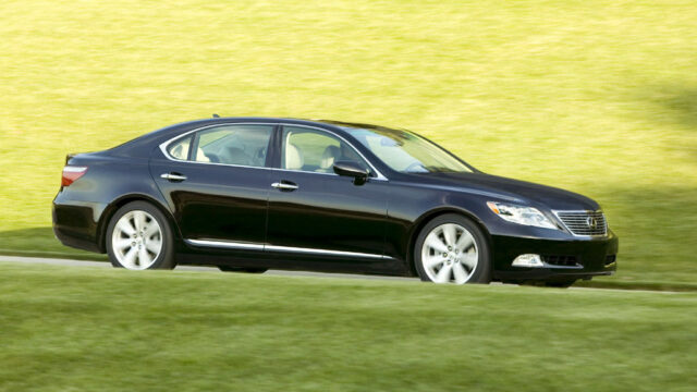 Lexus-LS-600h-L-20999