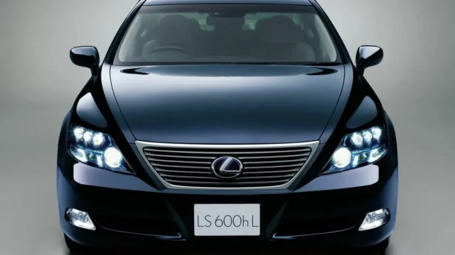lexus_ls600hl_637298